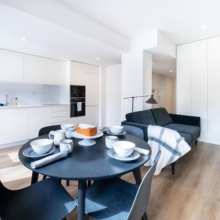 Lusiadas 53 2ºd - Beautiful Two-Bedroom Apartment Lissabon Exterior foto